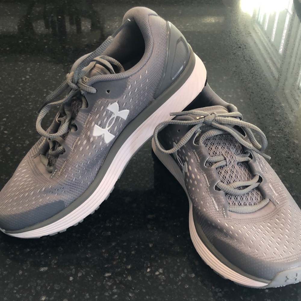 Under Armour Bandit 4